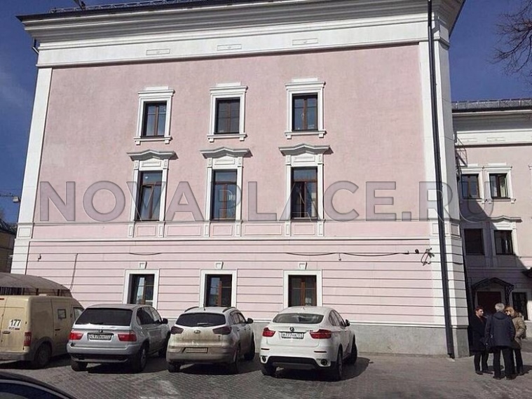 Аренда здания (ОСЗ) в Москве 1551 м2