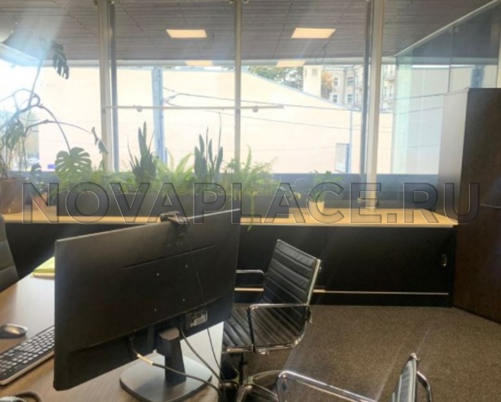 Аренда офиса в бизнес-центре в Москве 35 м2
