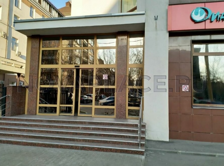 Аренда офиса в бизнес-центре в Москве 152 м2
