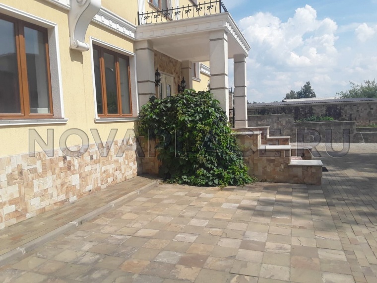 Аренда здания (ОСЗ) в Москве 1900 м2