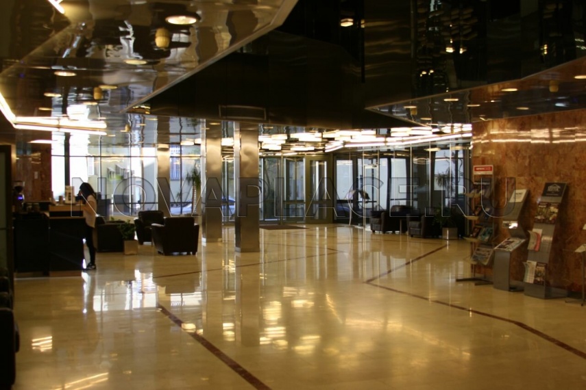 Продажа отдельно стоящего здания в Москве 7878 м2