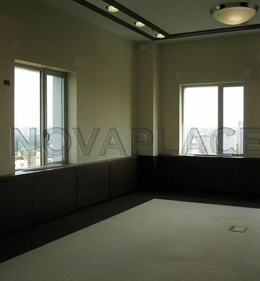 Аренда офиса в бизнес-центре в Москве 1589 м2