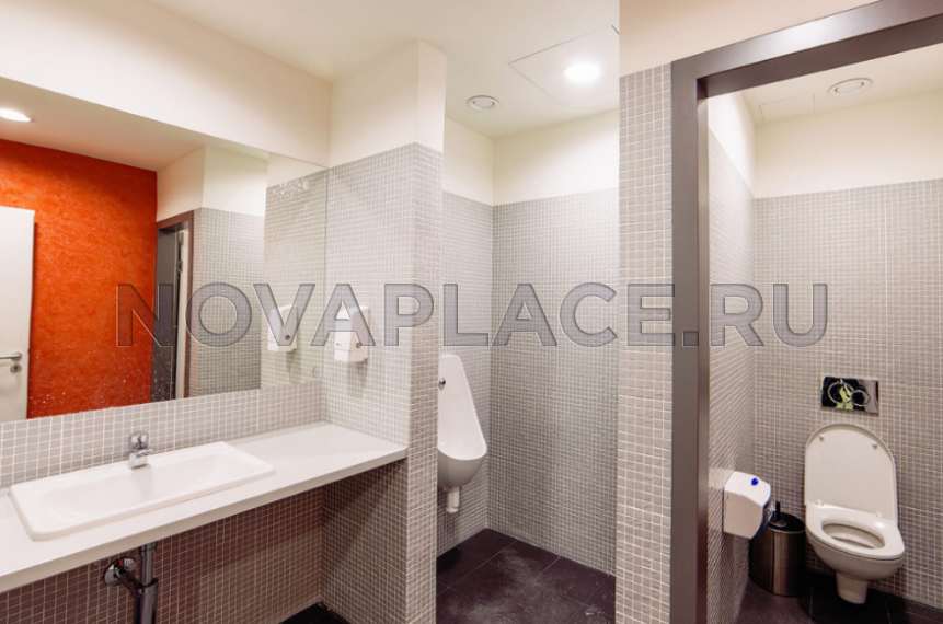 Аренда офиса в бизнес-центре в Москве 317 м2