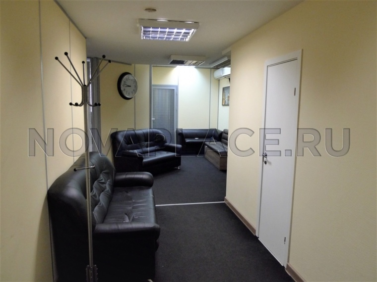 Аренда офиса в административном здании в Москве 240 м2