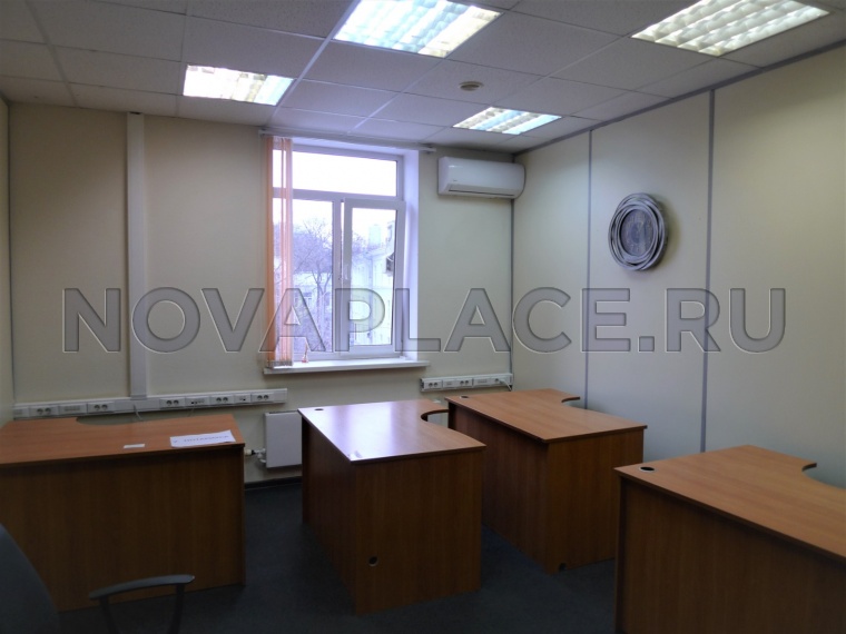 Аренда офиса в административном здании в Москве 240 м2