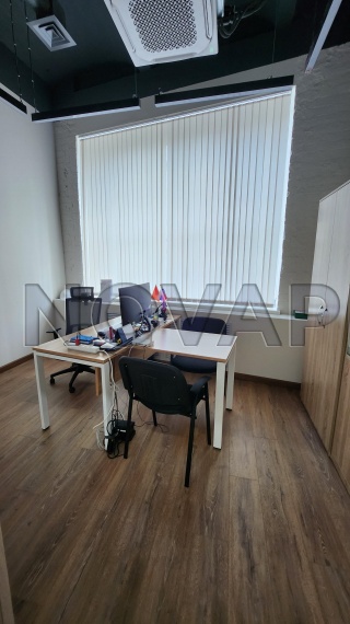 Аренда офиса в бизнес-центре в Москве 297 м2