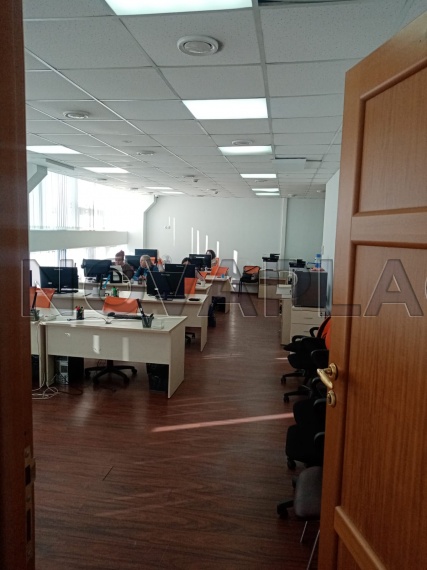 Аренда офиса в бизнес-центре в Москве 113 м2