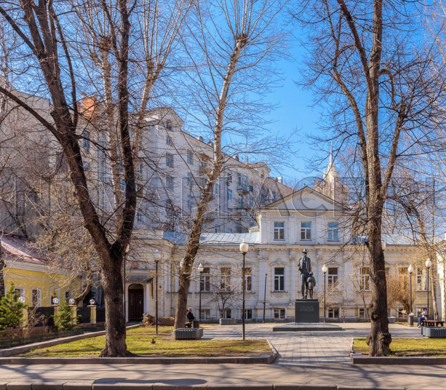 Аренда здания (ОСЗ) в Москве 1045 м2