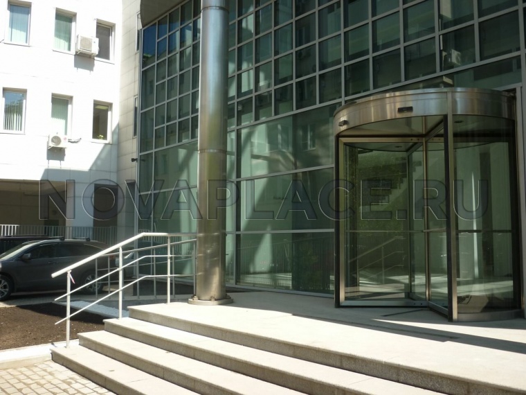 Аренда здания (ОСЗ) в Москве 1477 м2