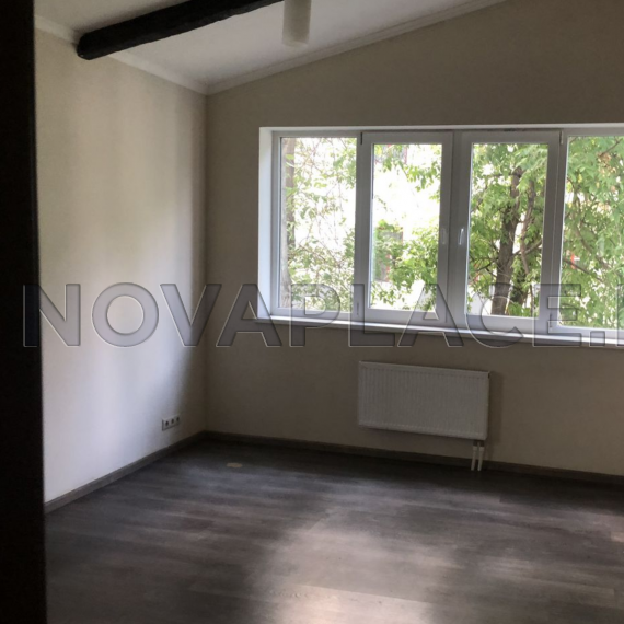 Продажа отдельно стоящего здания в Москве 581 м2