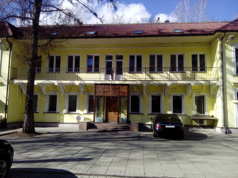 Аренда офиса в бизнес-центре в Москве 65 м2