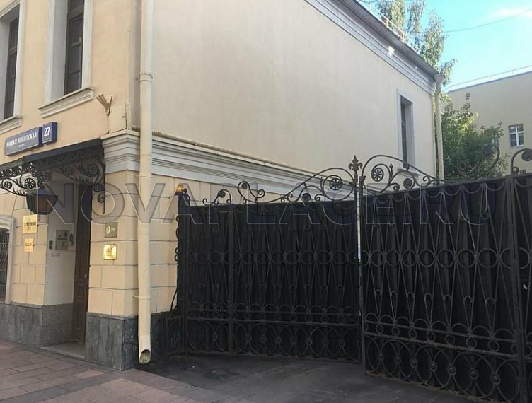 Аренда здания (ОСЗ) в Москве 3200 м2