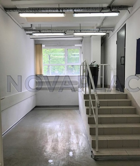 Аренда офиса в бизнес-центре в Москве 61 м2