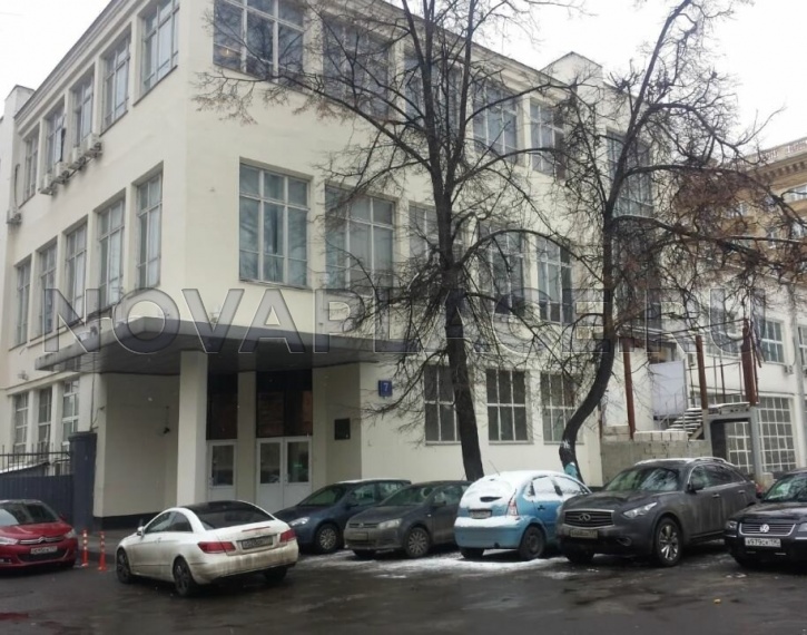 Аренда офиса в административном здании в Москве 109 м2