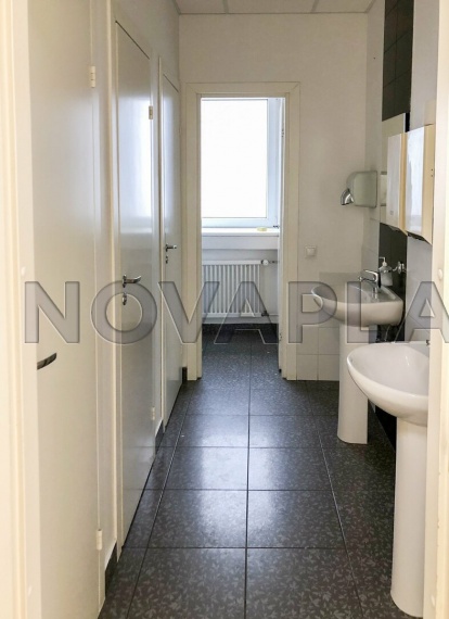 Аренда офиса в бизнес-центре в Москве 696 м2