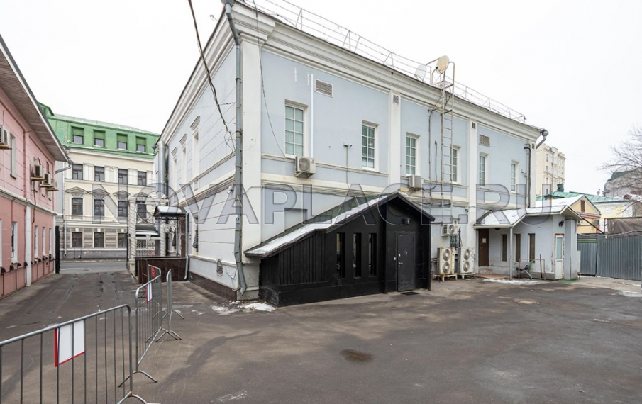 Аренда здания (ОСЗ) в Москве 483 м2