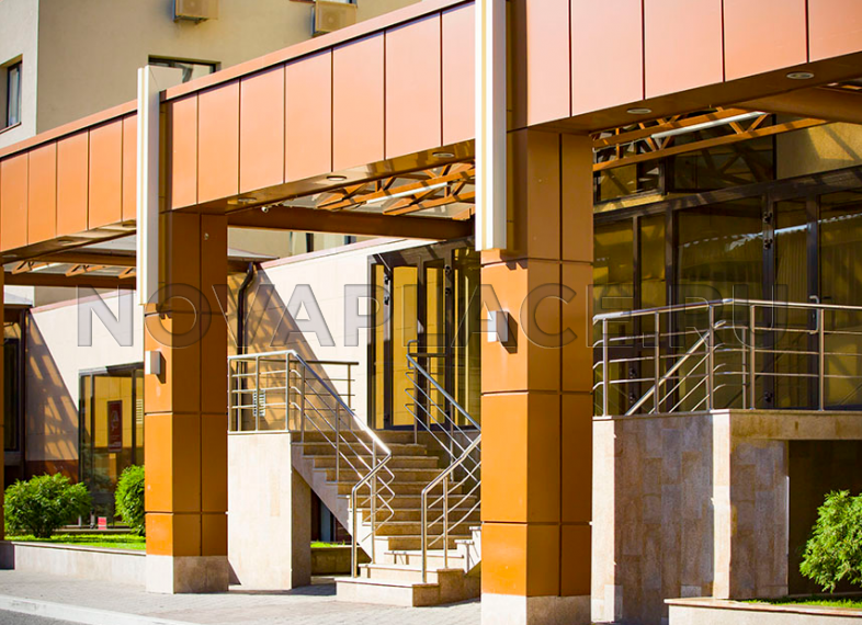 Аренда офиса в бизнес-центре в Москве 696 м2