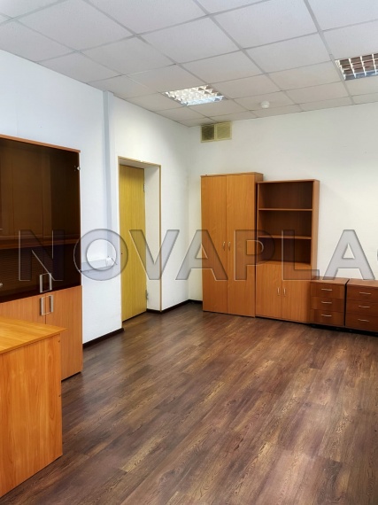 Аренда офиса в бизнес-центре в Москве 165 м2