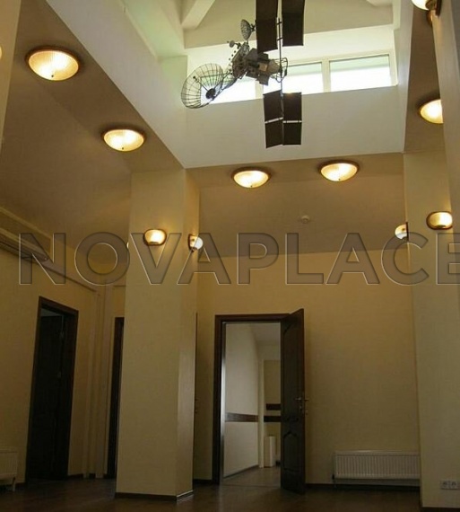 Продажа отдельно стоящего здания в Москве 573 м2