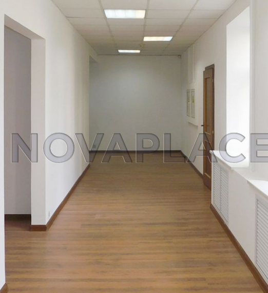 Аренда офиса в бизнес-центре в Москве 125 м2