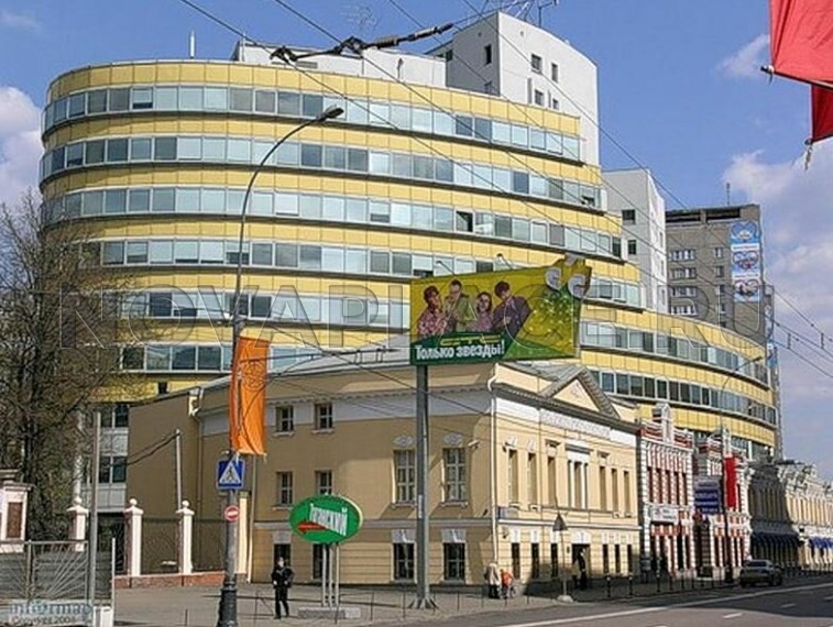 Аренда офиса в бизнес-центре в Москве 1306 м2