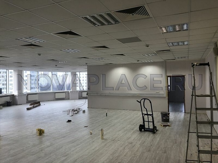 Аренда офиса в бизнес-центре в Москве 351 м2
