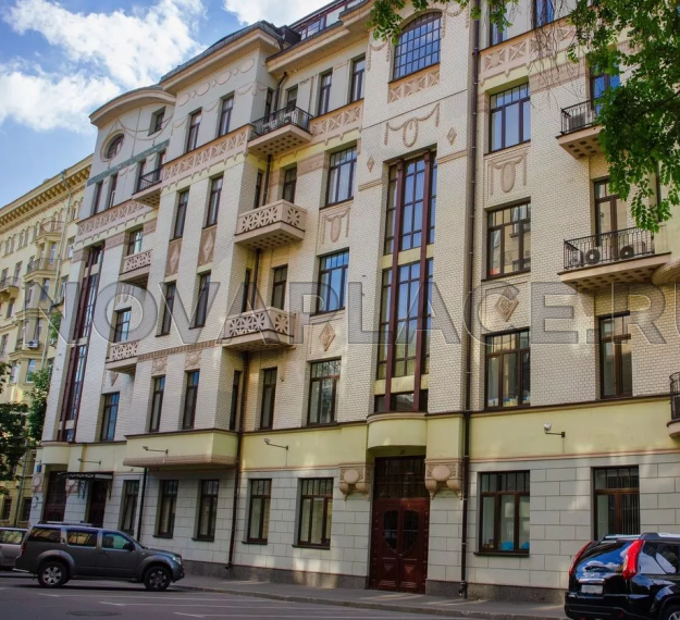 Аренда здания (ОСЗ) в Москве 3498 м2