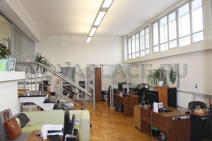 Аренда здания (ОСЗ) в Москве 1402 м2