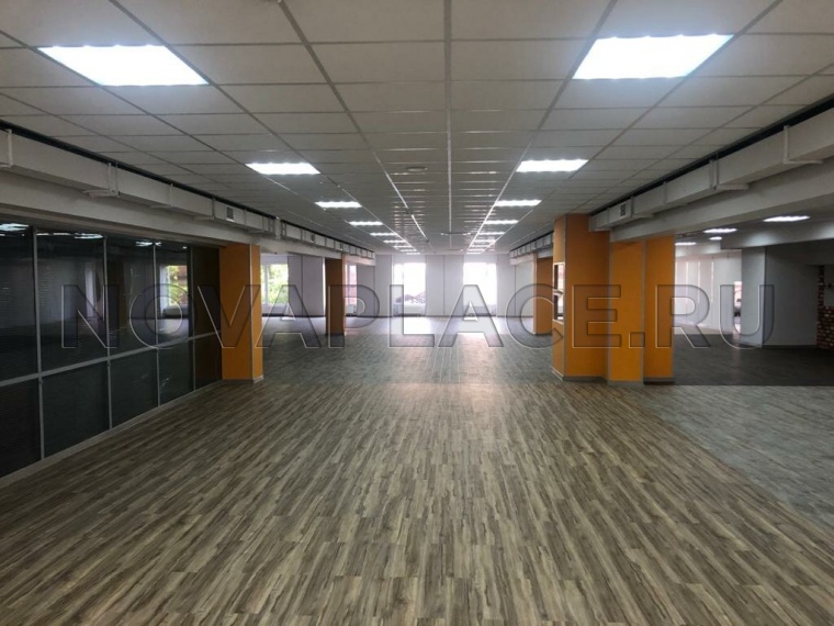 Аренда офиса в бизнес-центре в Москве 382 м2