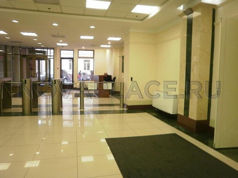 Аренда офиса в бизнес-центре в Москве 1079 м2