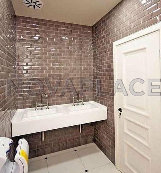 Продажа отдельно стоящего здания в Москве 654 м2