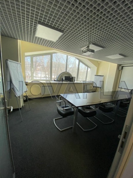 Аренда офиса в бизнес-центре в Москве 698 м2