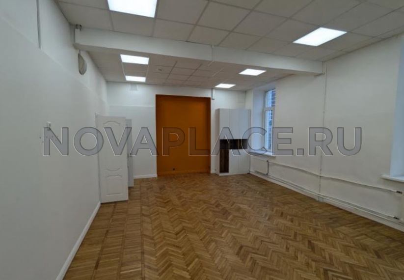 Аренда офиса в административном здании в Москве 257 м2
