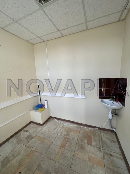 Аренда офиса в бизнес-центре в Москве 90 м2