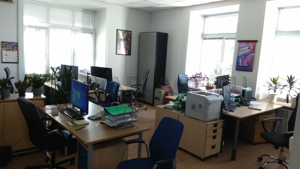 Аренда офиса в бизнес-центре в Москве 210 м2